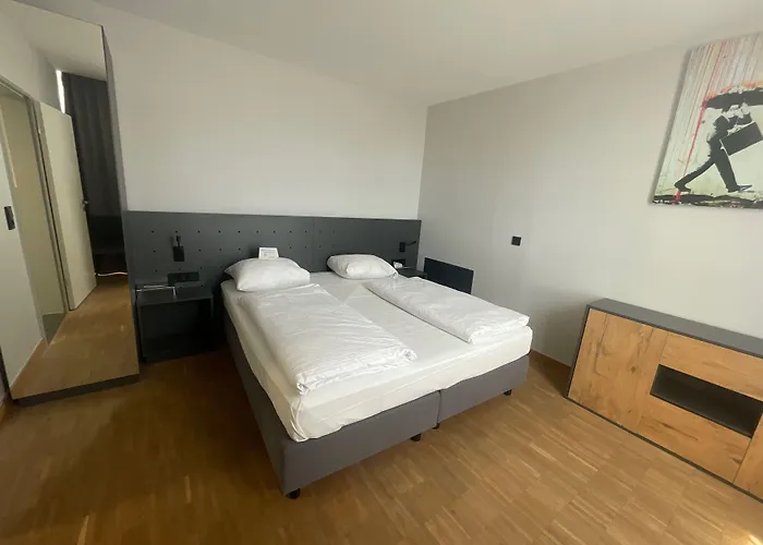 酒店 米克雷姆沙伊德酒店 4*