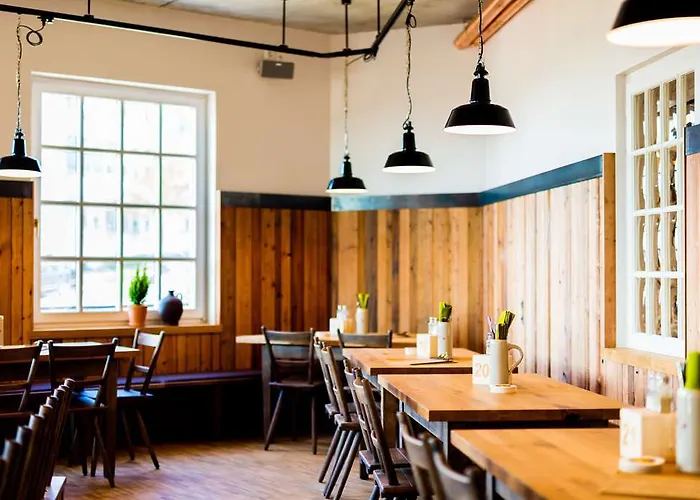 米克雷姆沙伊德酒店 4* 雷姆沙伊德