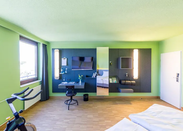 米克雷姆沙伊德酒店 雷姆沙伊德